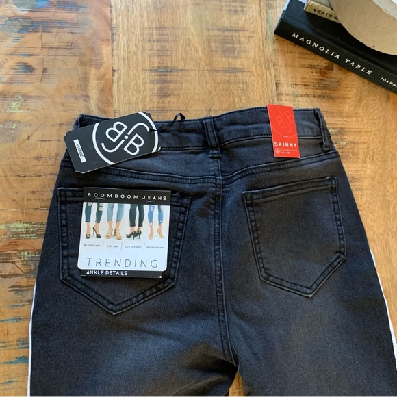 BOOMBOOM Jeans Trending Ankle Details Black Raw Hem High Rise Skinny Jeans Sz 5 - Picture 5 of 16